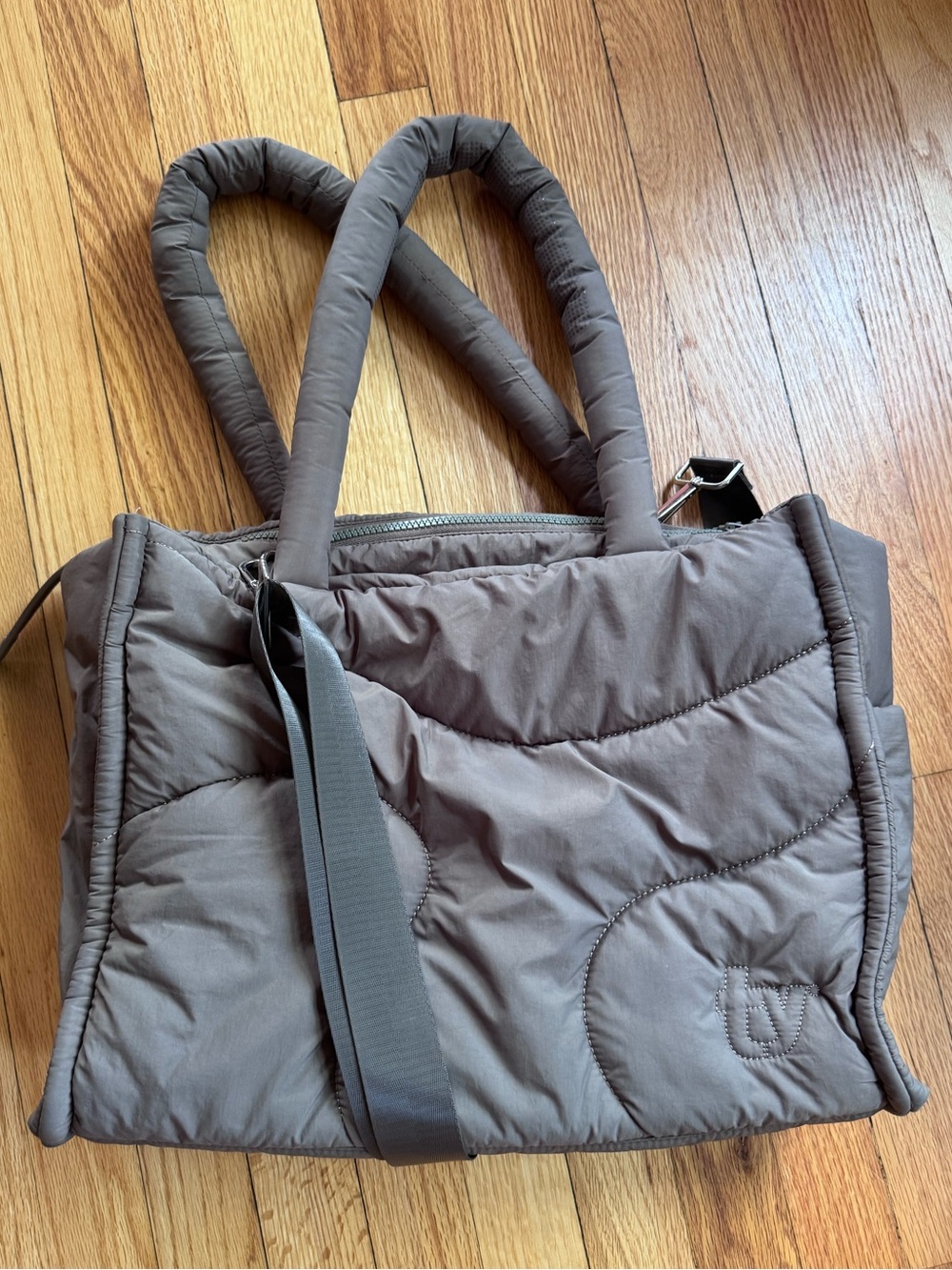 Thirty Years Thirtyyears Drift Puffer Quilted Tote Bag in Clay Taupe